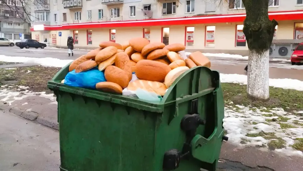 Що відбувається з продуктами, які викидаються в Одесі