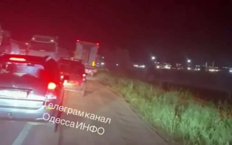 Кілометрова пробка на трасі Одеса – Рені: що відбувається