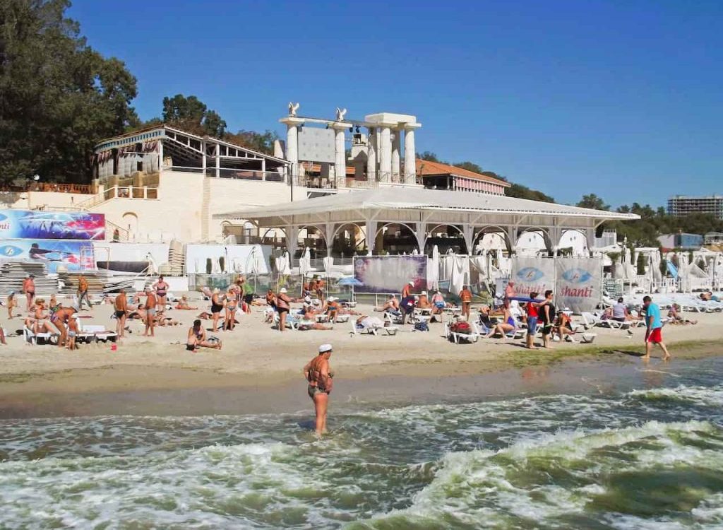Одеське море: як тепла вода і які небезпеки чекають на вас