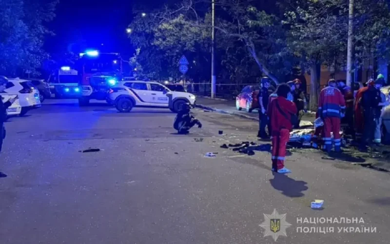 Вибух автомобіля у Приморському районі Одеси: двоє травмованих