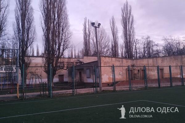 Шкільний басейн у Одесі повернуть громаді